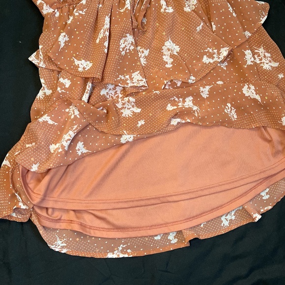 Entro size L dusty pink ruffly dress - Picture 5 of 11